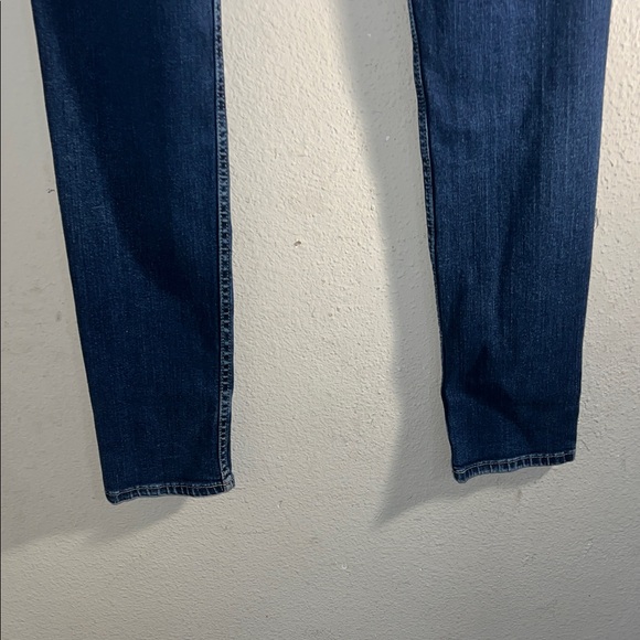 Hollister Men's Slim Jeans in Dark Blue - Picture 9 of 9